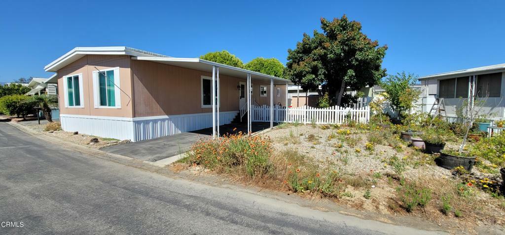 Property Photo:  135 Geranium Way 135  CA 93004 