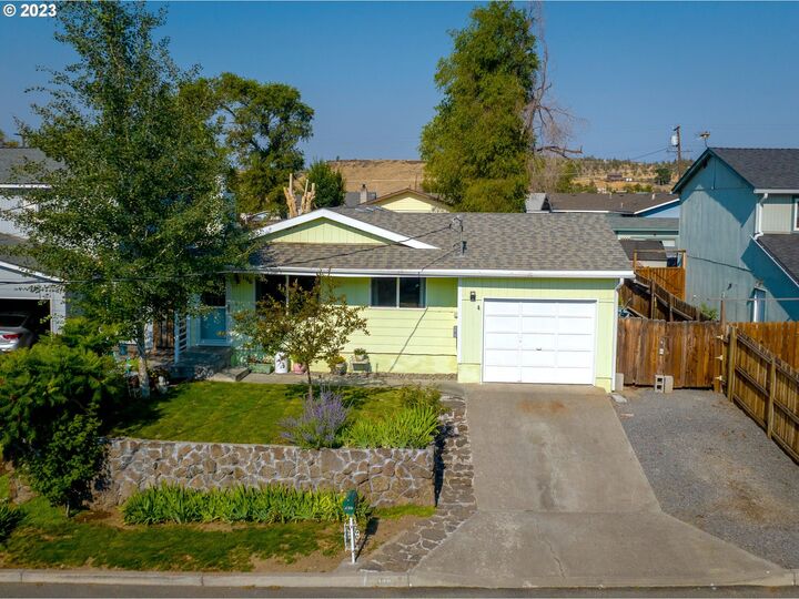 Home » Windermere Columbia River Real Estate