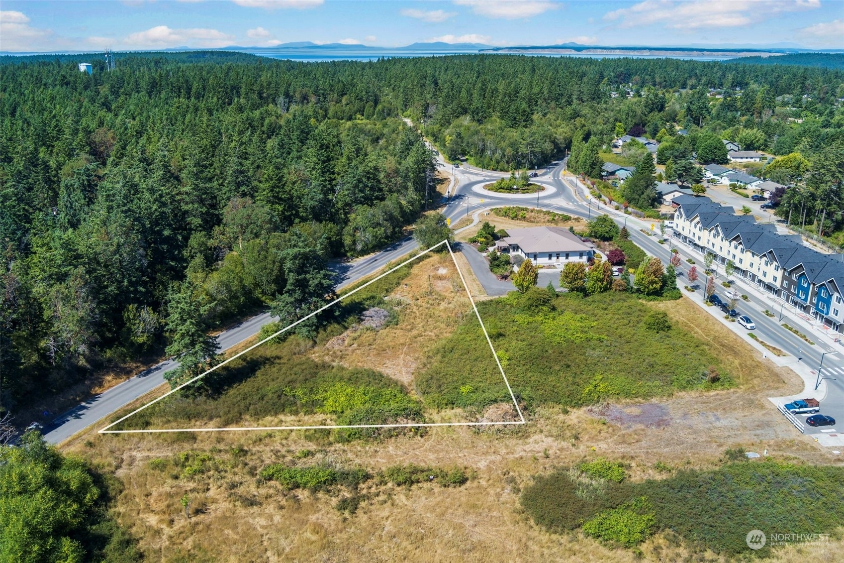 Property Photo:  999 Discovery Road  WA 98368 