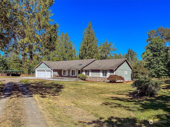 House for sale in Kingston 9403 NE Country Woods Lane, Kingston, WA 98346