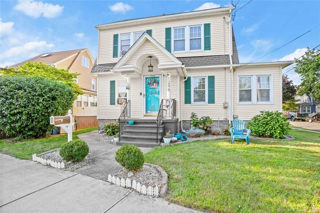 Property Photo: 1298 South Avenue CT 06615