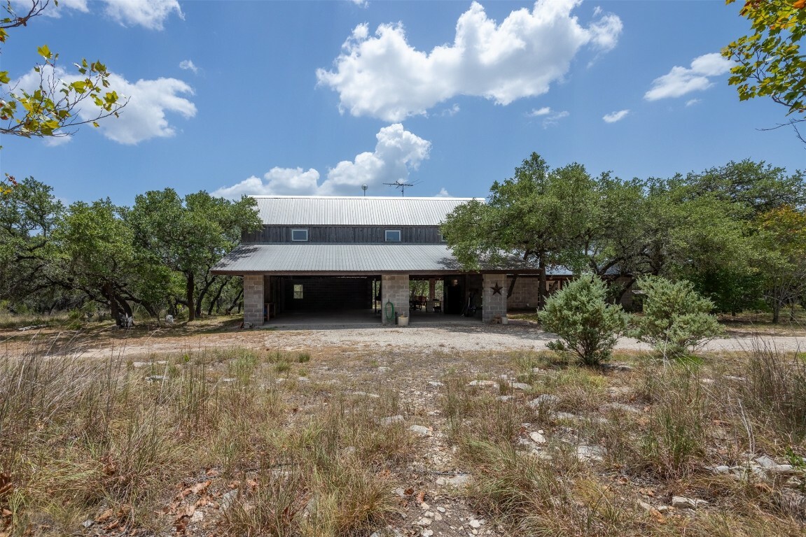 Property Photo:  611 Deer Run  TX 78676 