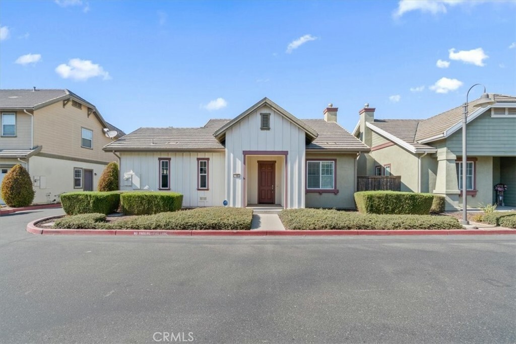 Property Photo:  1347 Amarone Way  CA 93458 