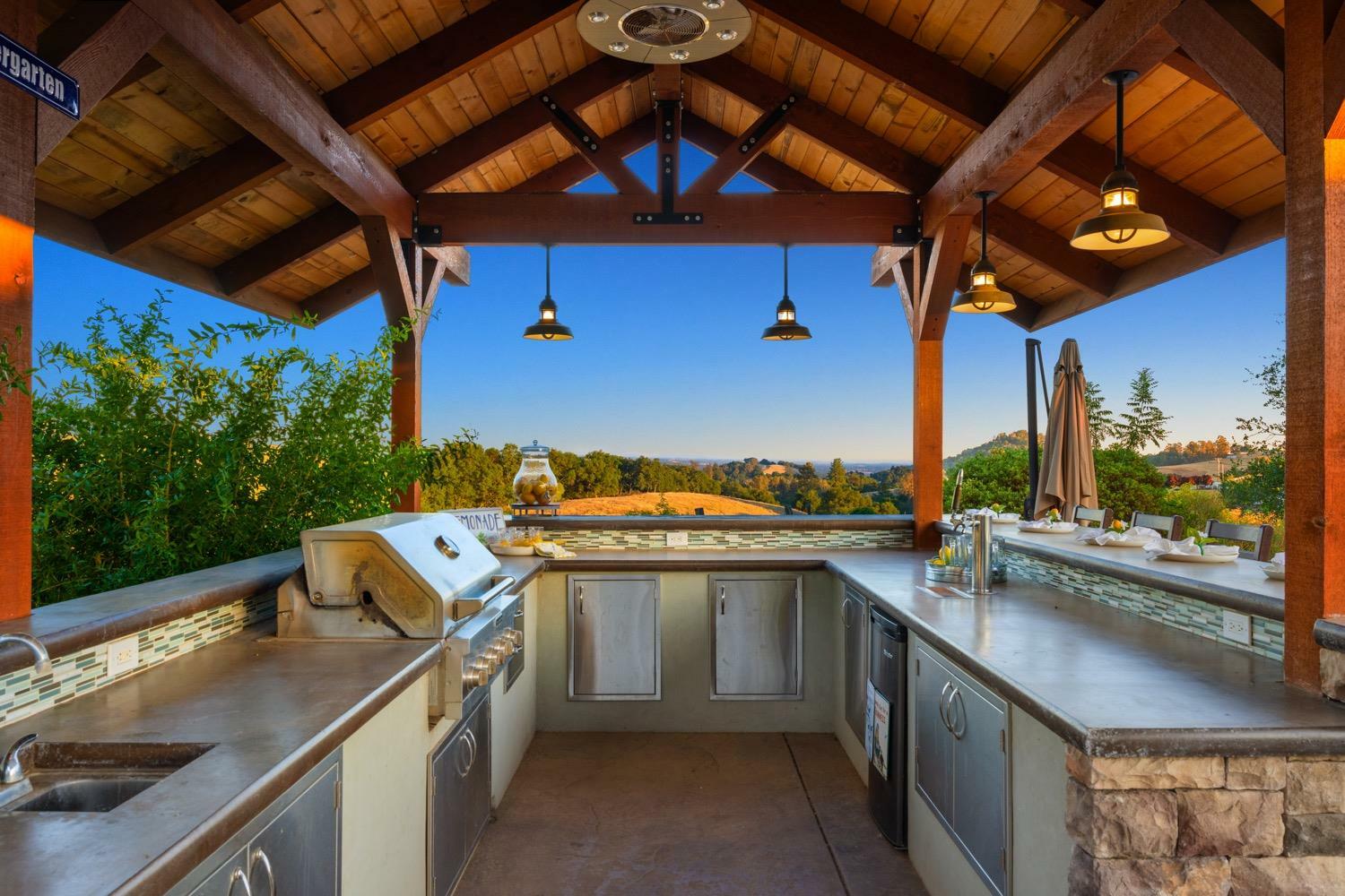 Property Photo: 4234 Haveture Way CA 95682