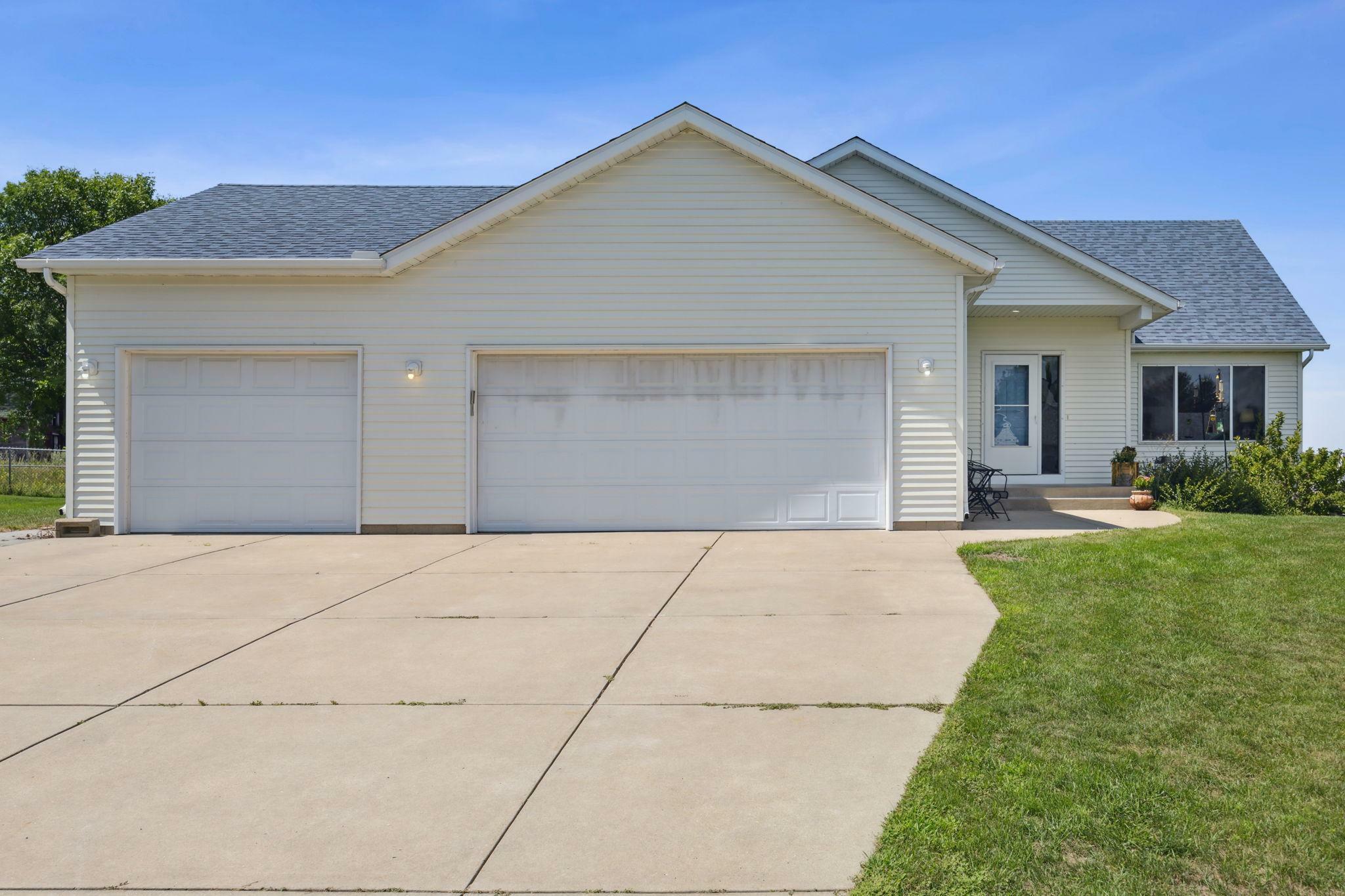 Property Photo:  1909 Eastern Star Circle  MN 56379 