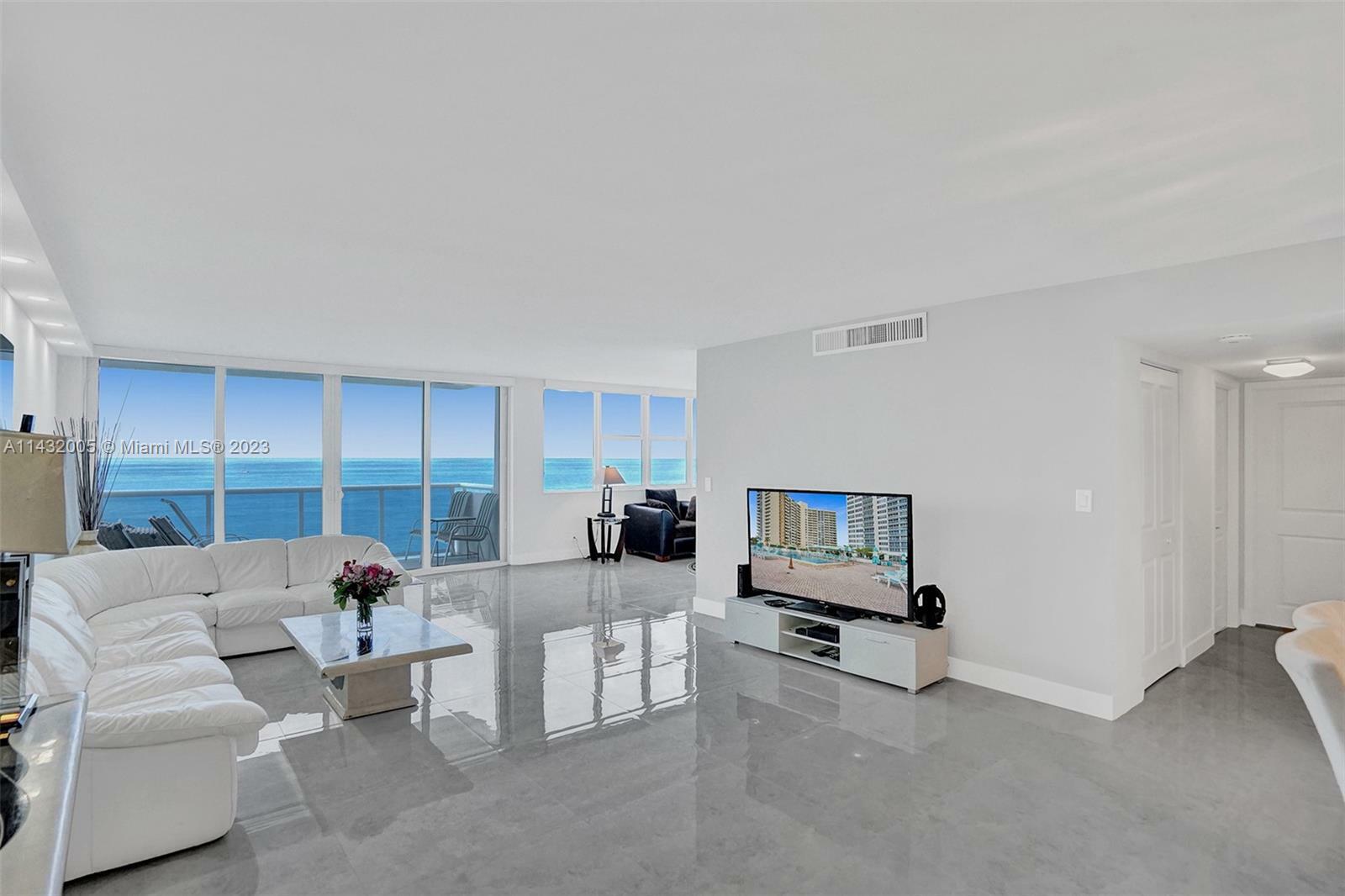 Property Photo: 3140 S Ocean Dr 1904 FL 33009