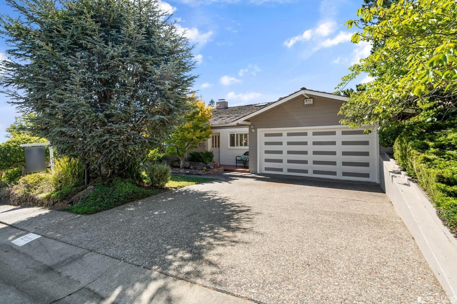 Property Photo:  3323 Caxton Court  CA 94403 