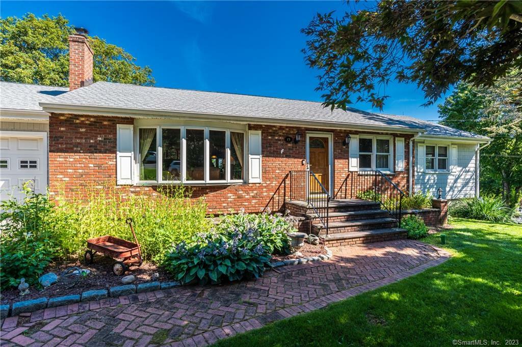 Property Photo: 15 Valley View Road CT 06468