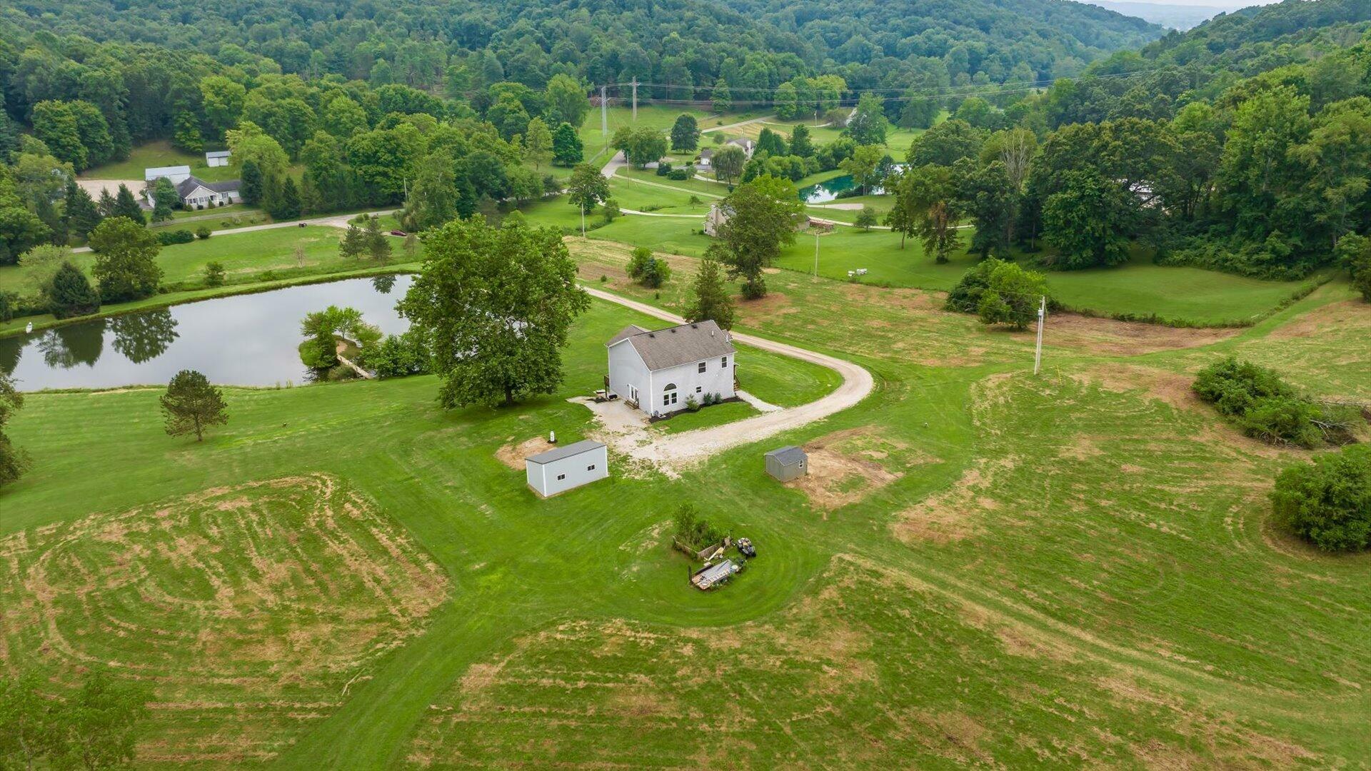 Property Photo: 2963 Opossum Hollow Road OH 43055