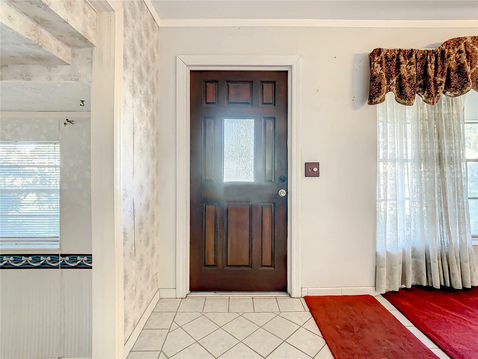 Property Photo: 6413 Rosewood Drive FL 33615