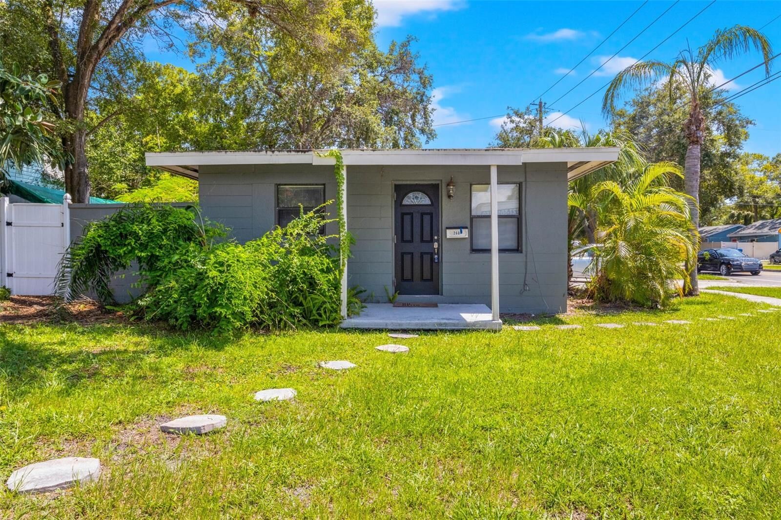 Property Photo: 1820 3rd Street S FL 33705