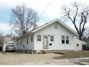 2310 S Henry  Sioux City IA 51106 photo