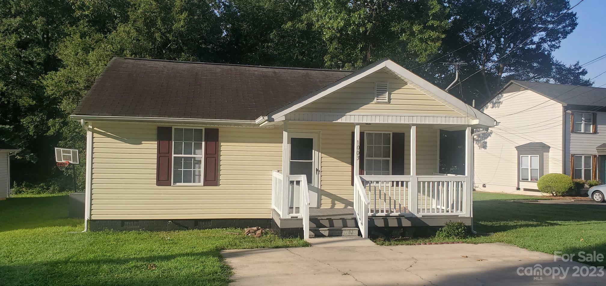 Property Photo:  1003 Warren Street  NC 28054 