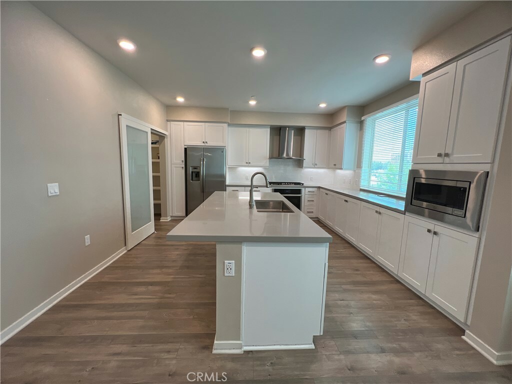 Property Photo: 201 Bowery CA 92612