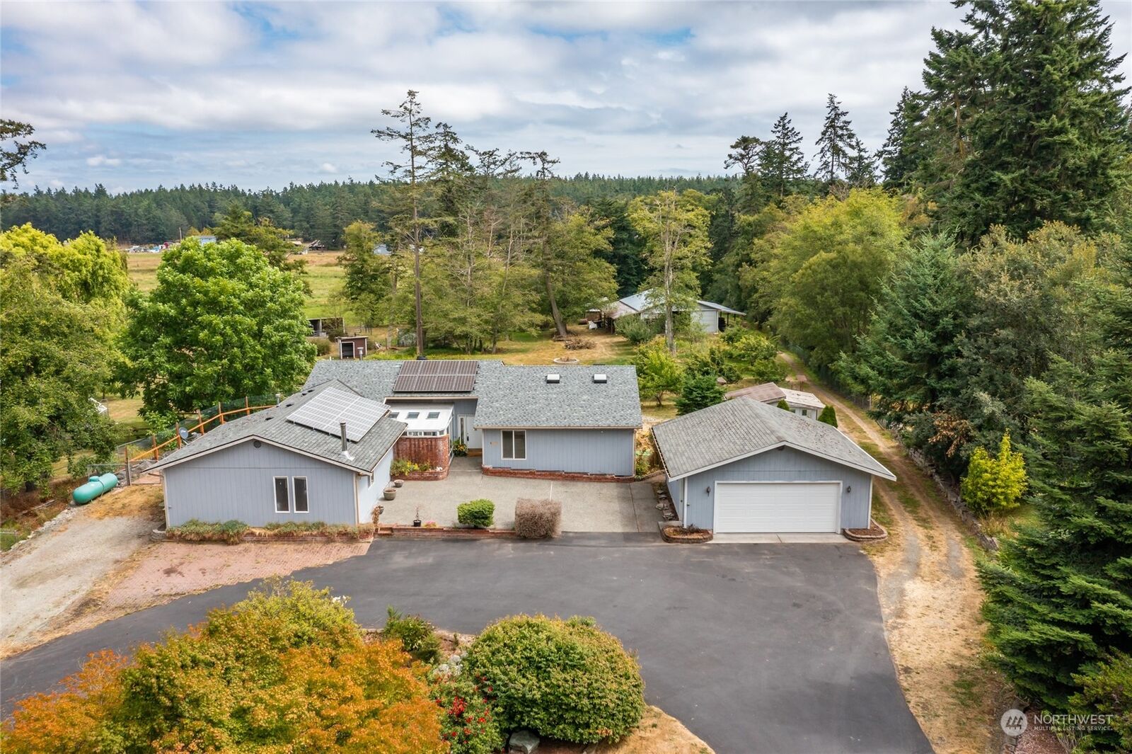 Property Photo:  1476 Boon Hollow Lane  WA 98277 