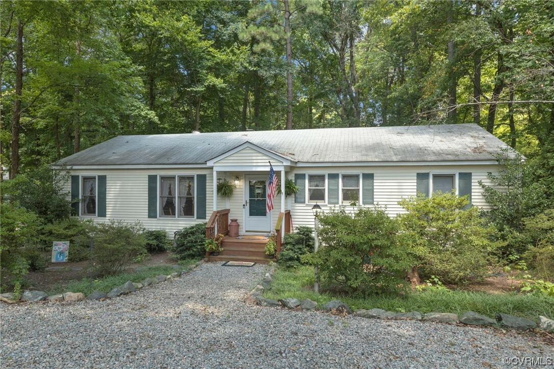 Property Photo:  10400 Reams Road  VA 23236 