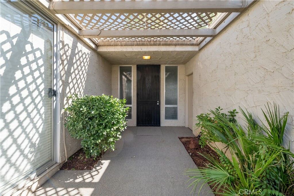 Property Photo:  26063 Verde Grande Court  CA 92586 