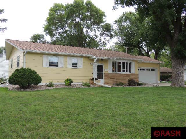 Property Photo: 107 McConnell Street MN 56001