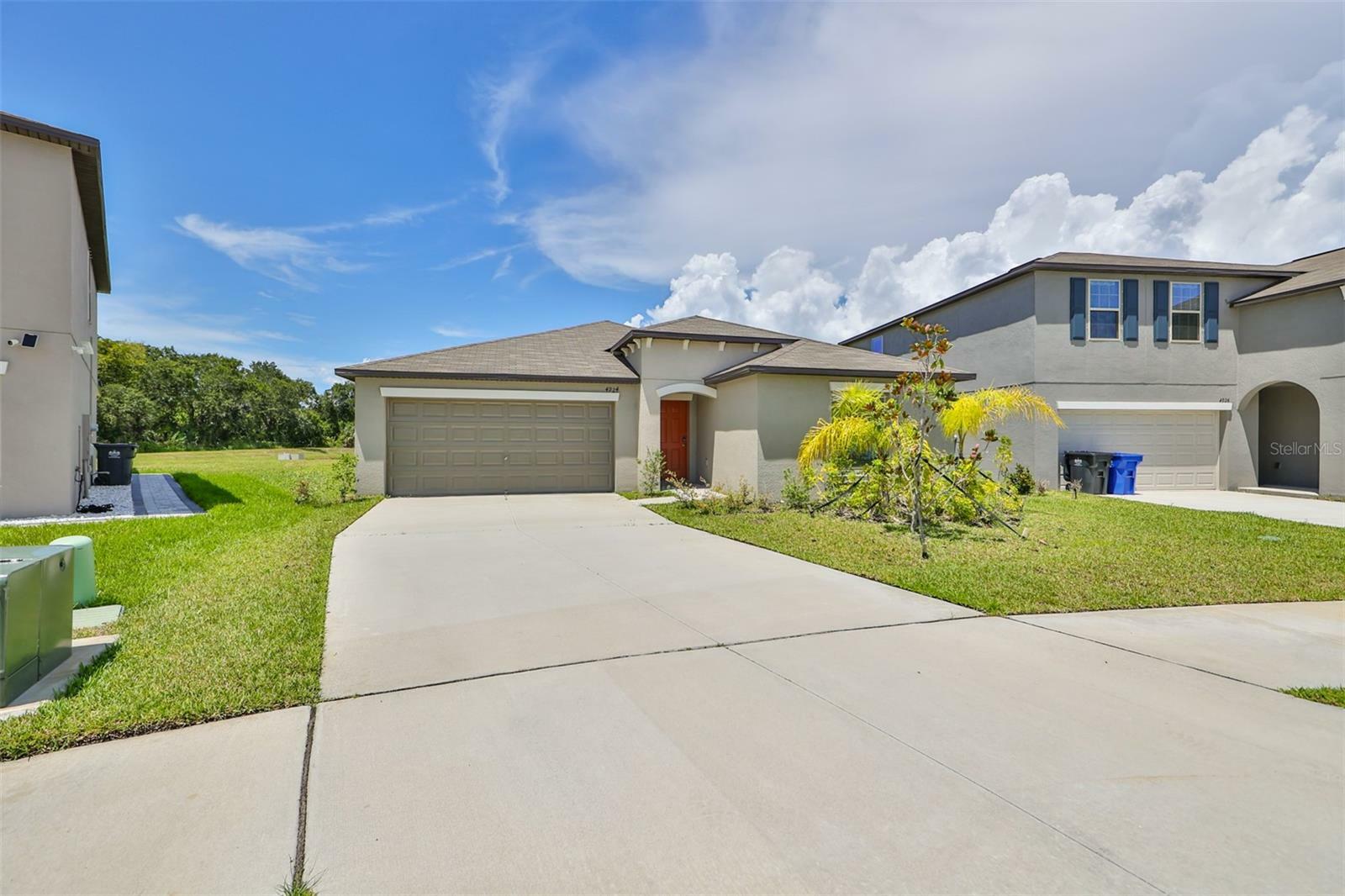 Property Photo:  4924 Wild Senna Boulevard  FL 33619 