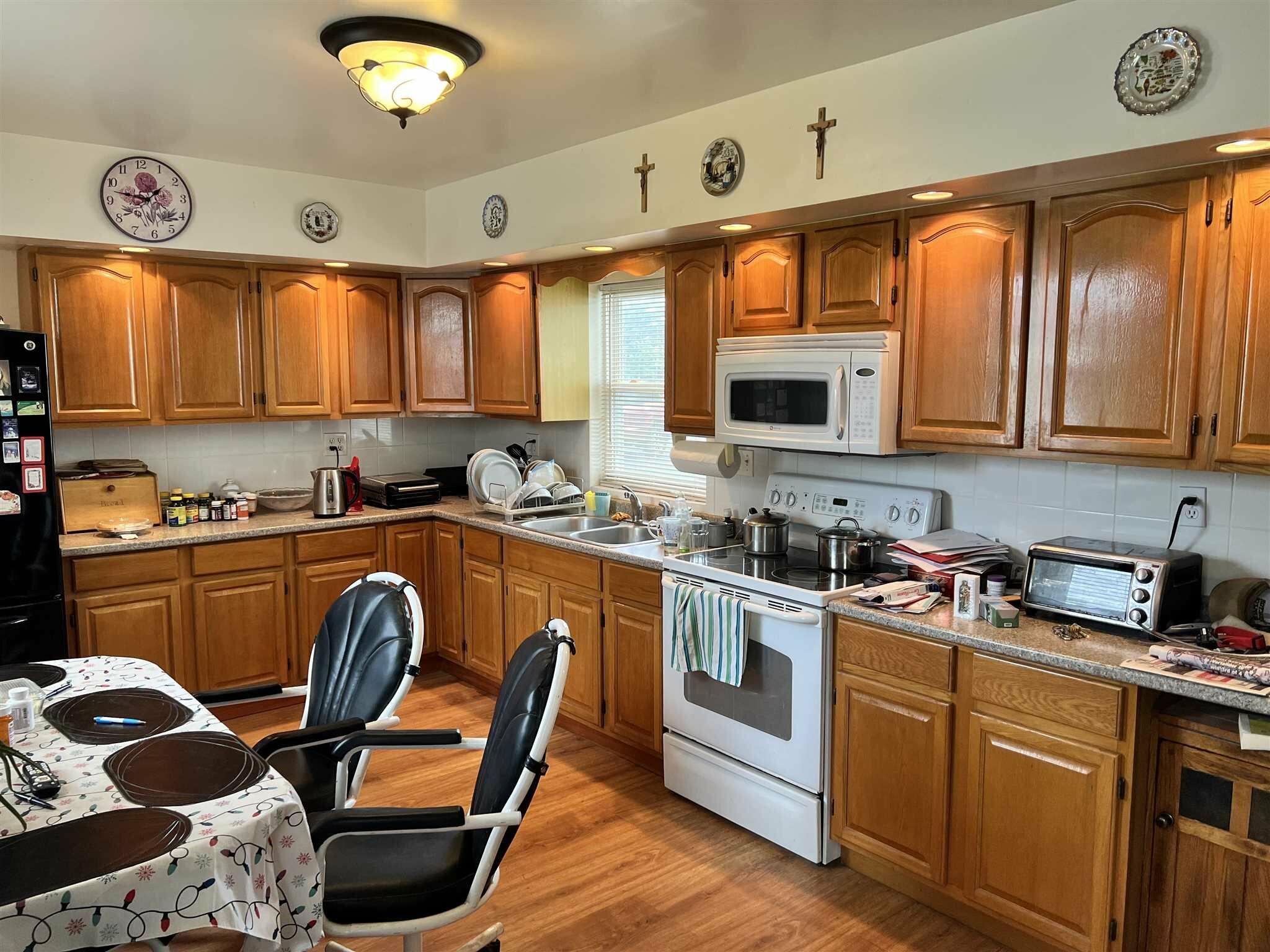 Property Photo: 572 Cty Rte 403 NY 12083