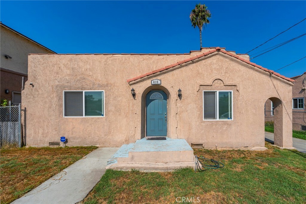 Property Photo:  415 N Chester Avenue  CA 90221 