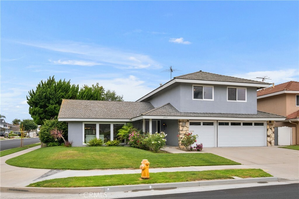 Property Photo:  20081 Beaumont Circle  CA 92646 