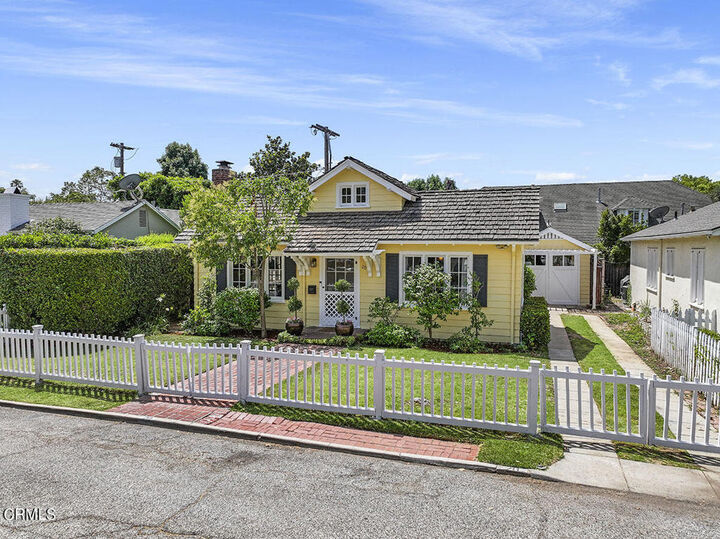 Property Photo:  20 Oak Knoll Gardens Drive  CA 91106 