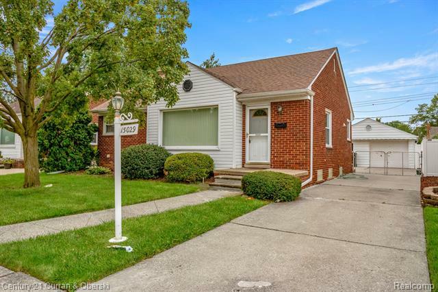 Property Photo:  15029 Angelique Avenue  MI 48101 