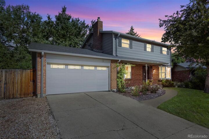 821 S Newcombe Way  Lakewood CO 80226 photo