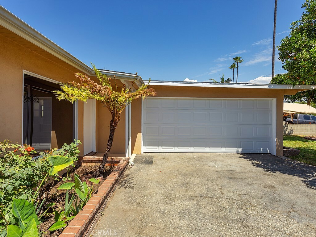 Property Photo:  5715 Cedarglen Drive  CA 91702 