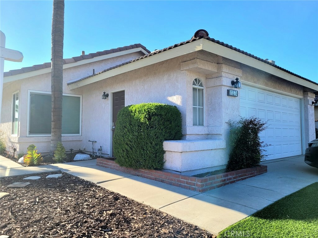 Property Photo: 11374 Dogwood Court CA 92337