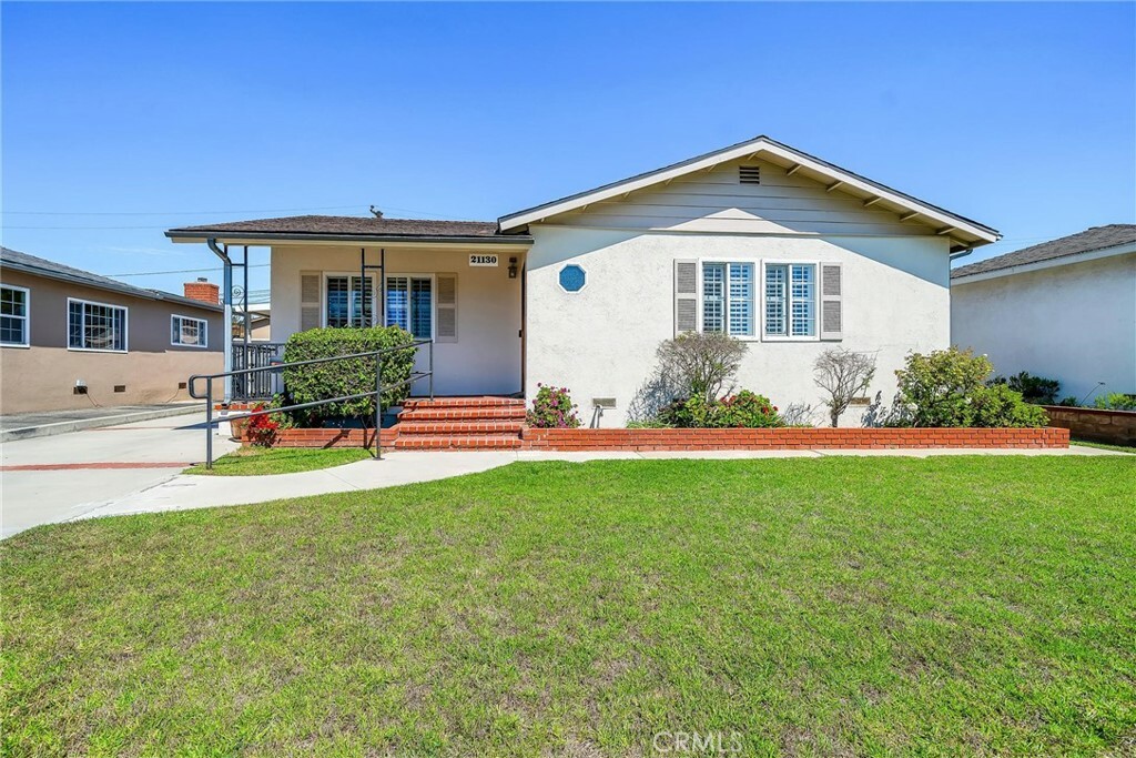 Property Photo:  21130 Berendo Avenue  CA 90502 