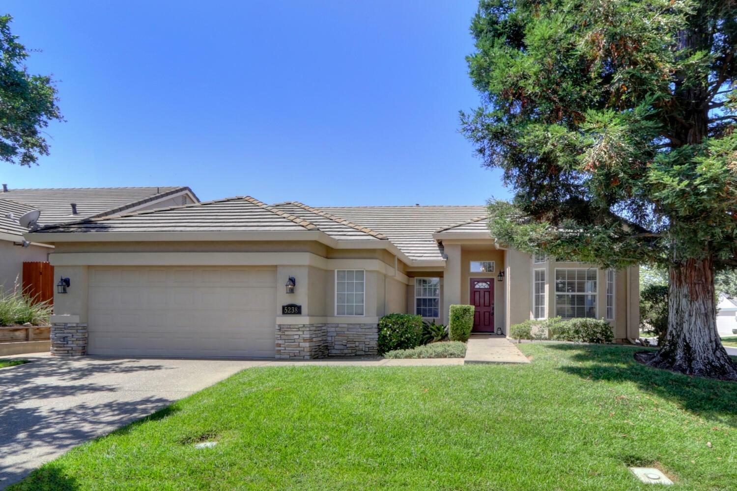 Property Photo:  5238 Wyndham Oak Lane  CA 95608 