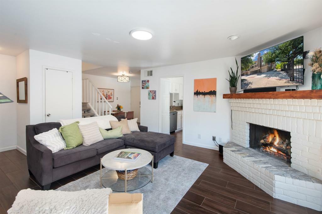 Property Photo: 5200 Martel Avenue 04C TX 75206