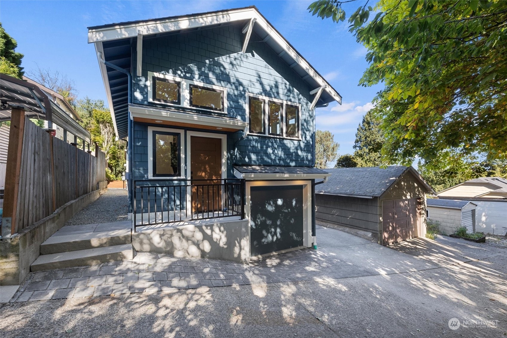 Property Photo: 2708 1st Avenue W WA 98109