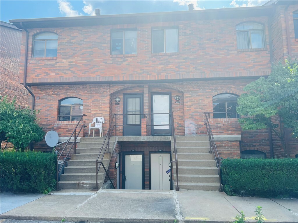 Property Photo: 3277 Kennett Square PA 15213