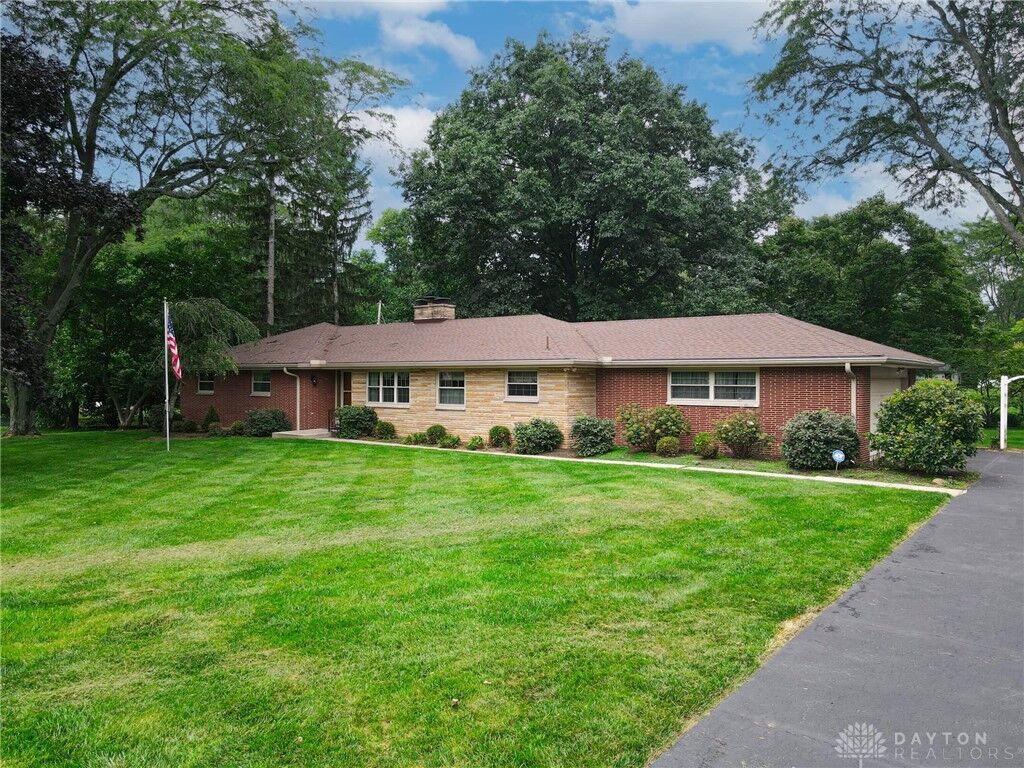Property Photo:  756 Meadowview Drive  OH 45459 