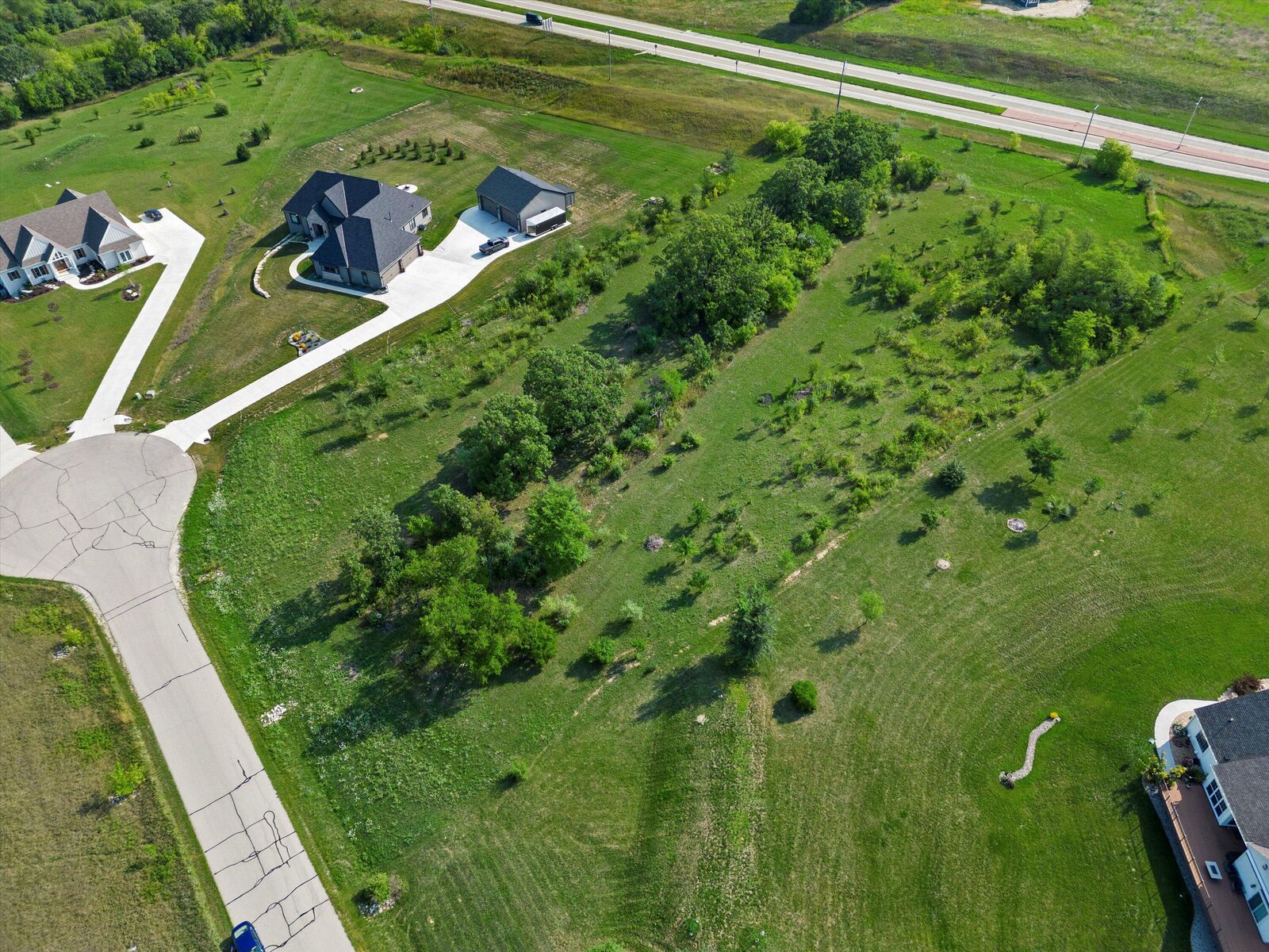 Property Photo: W301s5992 Jumpers Cir WI 53149