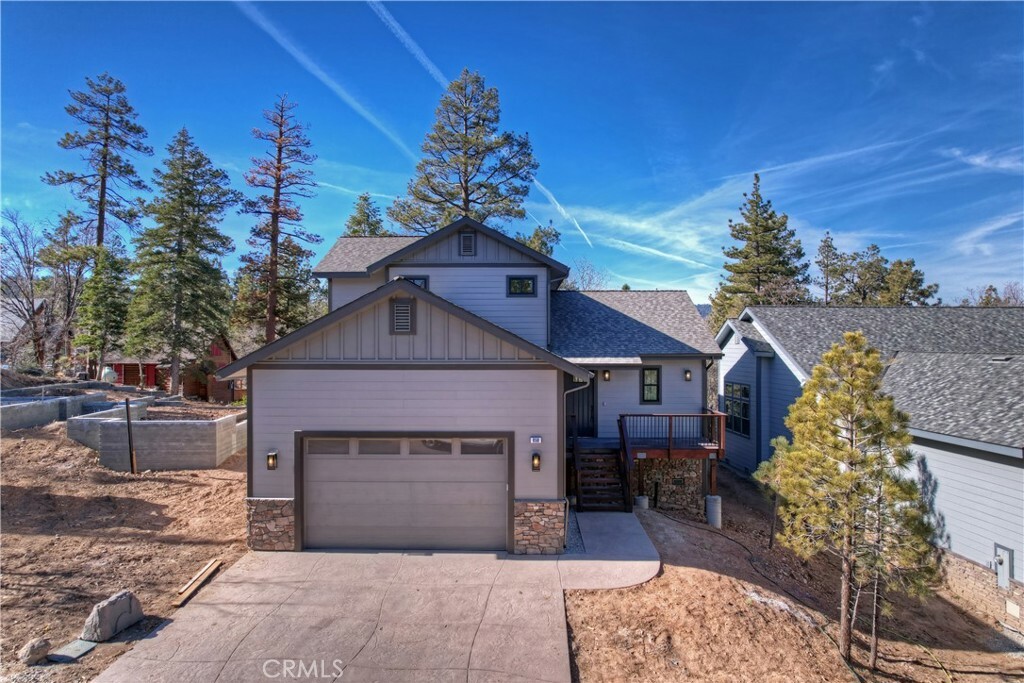 Property Photo:  858 Pine Meadow Court  CA 92315 