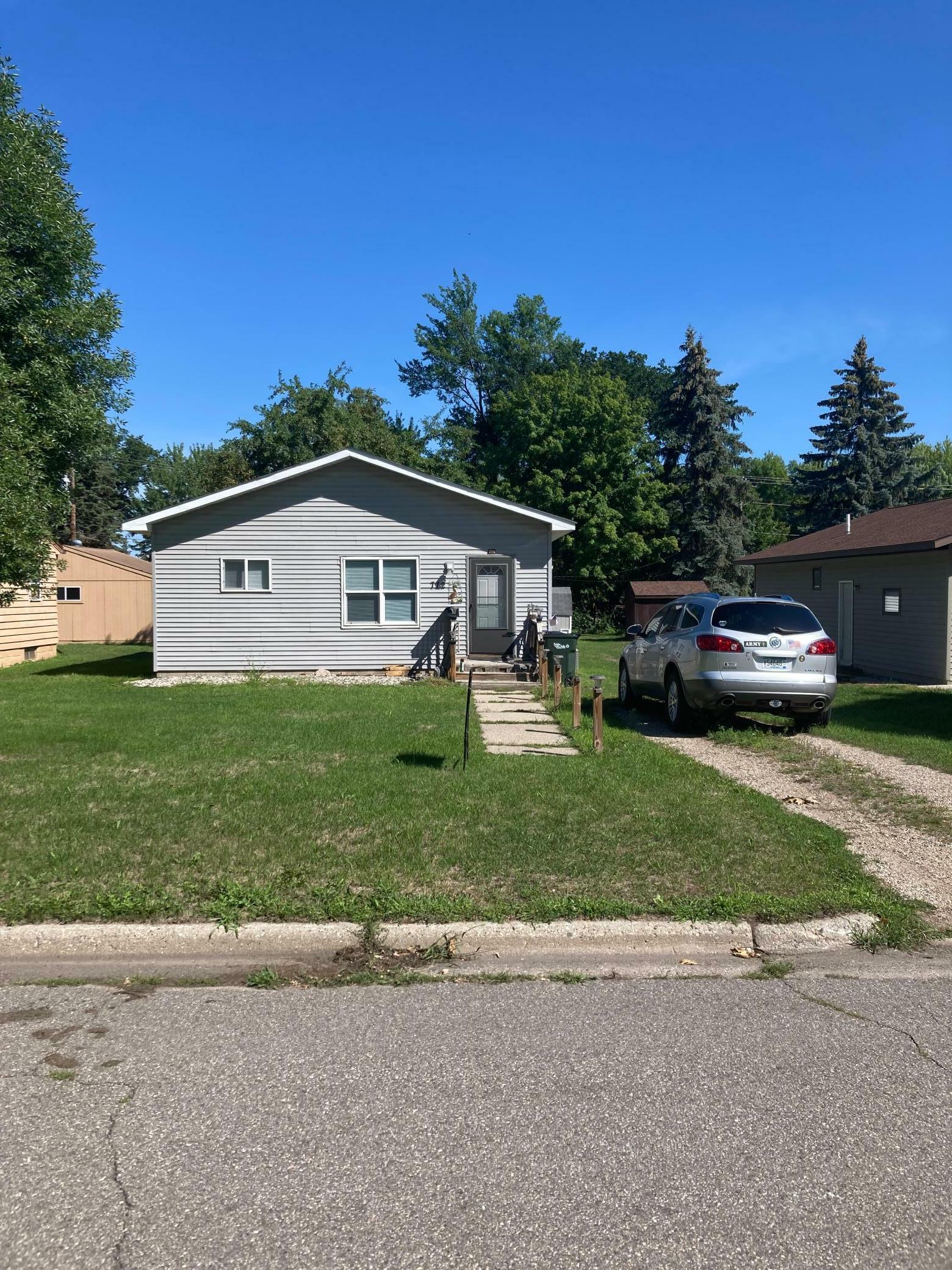 Property Photo:  712 W Bancroft Avenue  MN 56537 