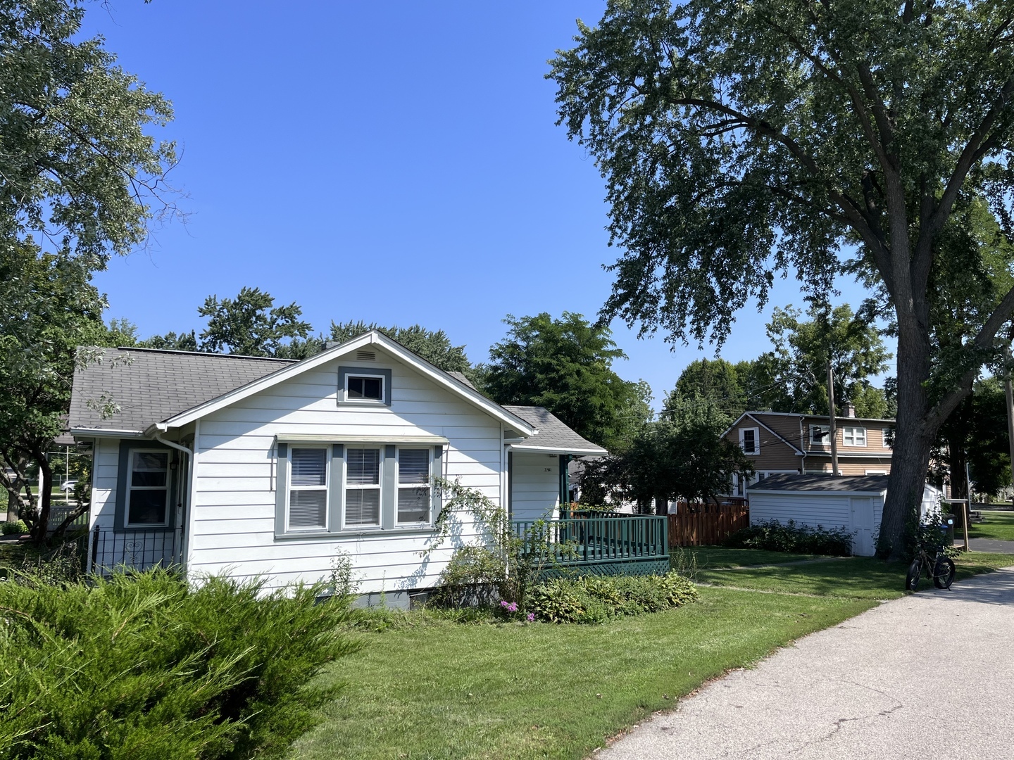 Property Photo:  27961 Ford Street  IL 60084 