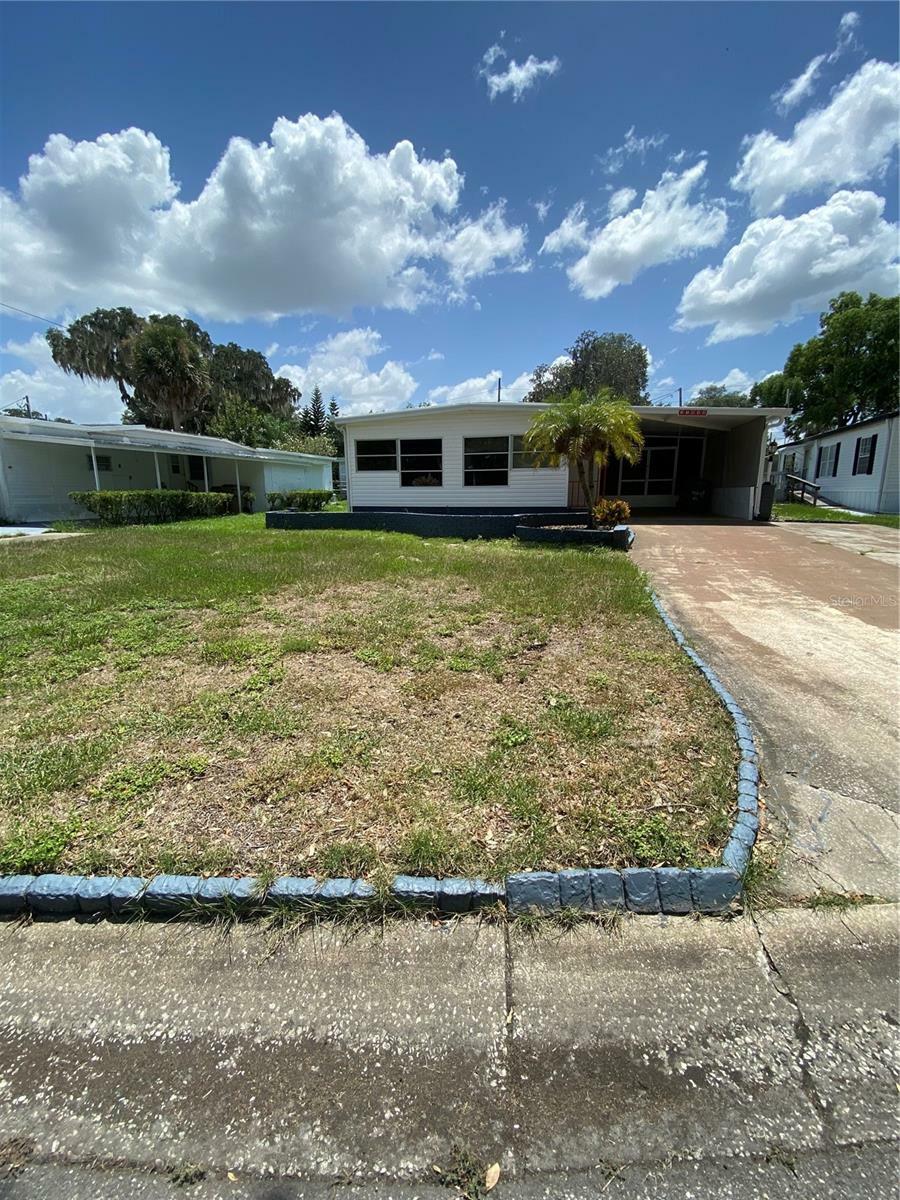 Property Photo:  11642 Magnolia Avenue  FL 32778 