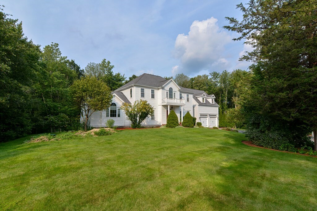 Property Photo:  20 Jonathan Drive  MA 02760 