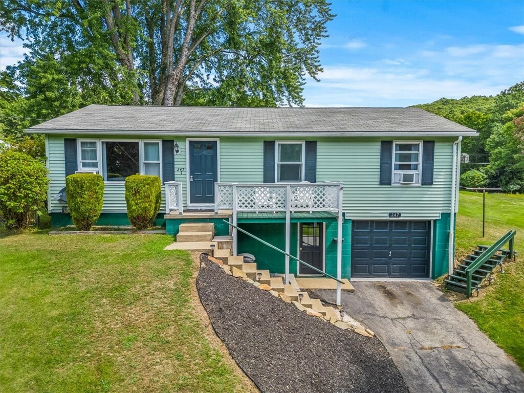 Property Photo:  247 Manor Drive  PA 16323 