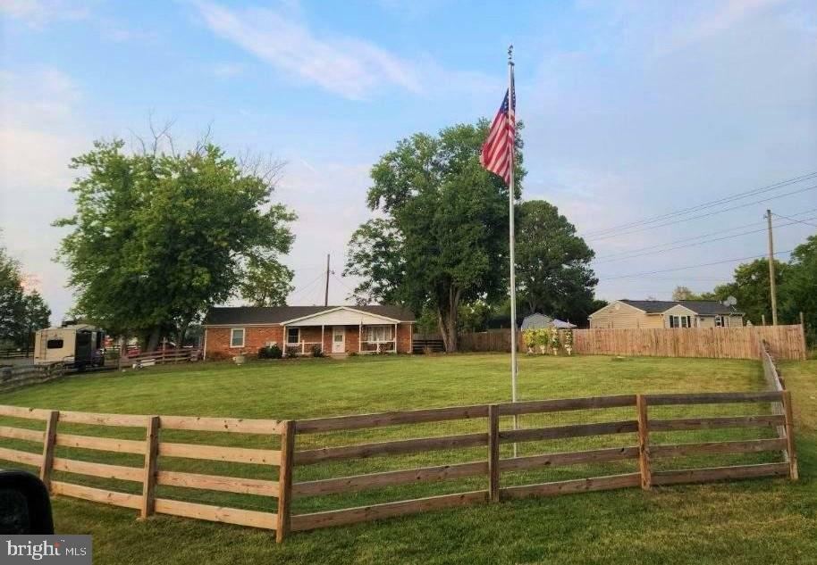 Property Photo:  10475 Shortcut Road  VA 20119 
