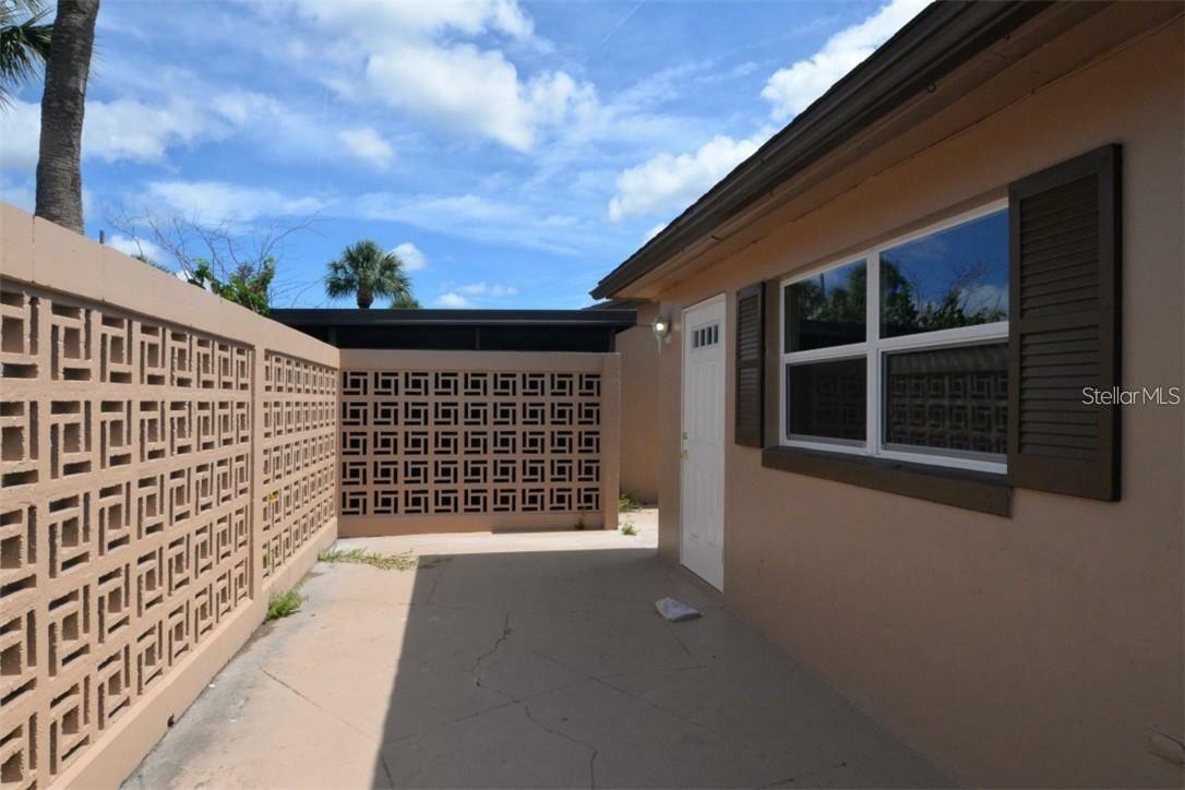 Property Photo:  463 C Street 463C  FL 32707 