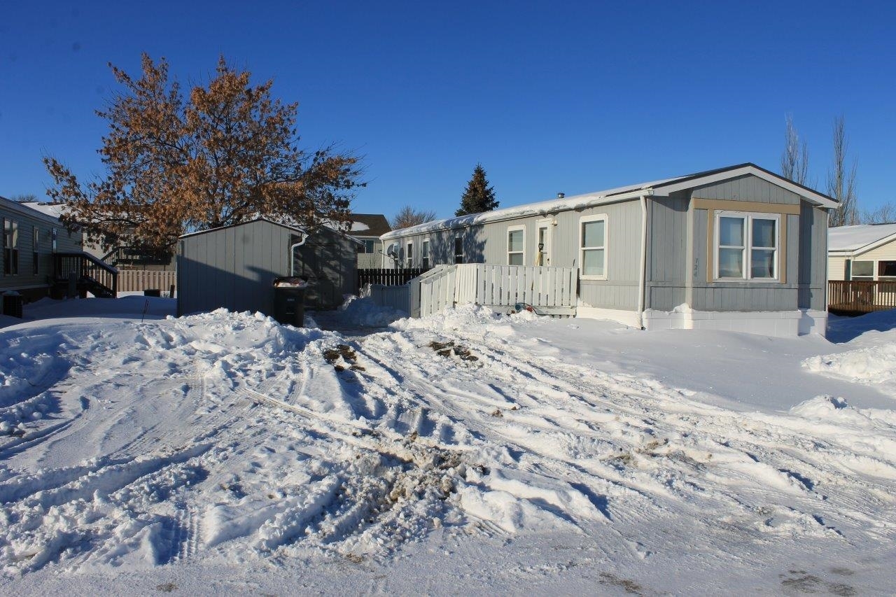 Property Photo:  406 31st Ave Lot #124 SE Lot #124  ND 58701 