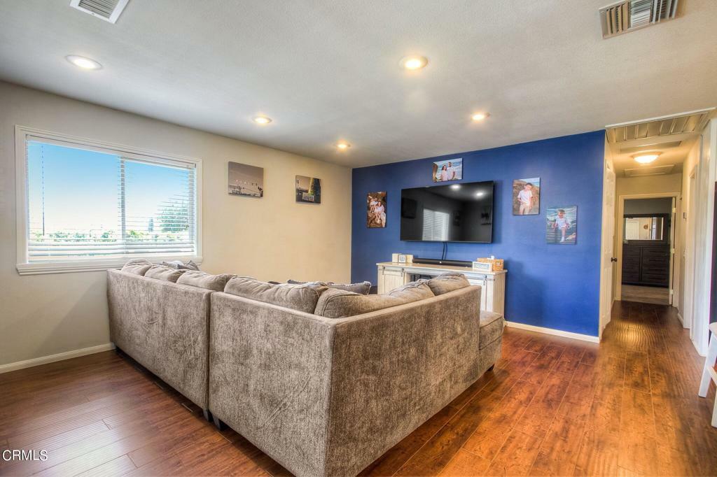 Property Photo:  3442 Highwood Court 193  CA 93063 