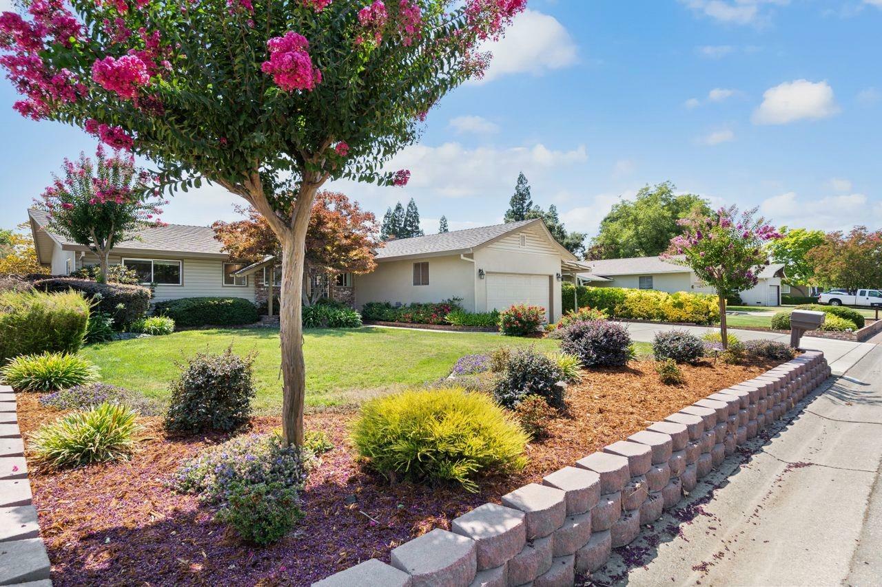 Property Photo:  5136 Melvin Drive  CA 95608 