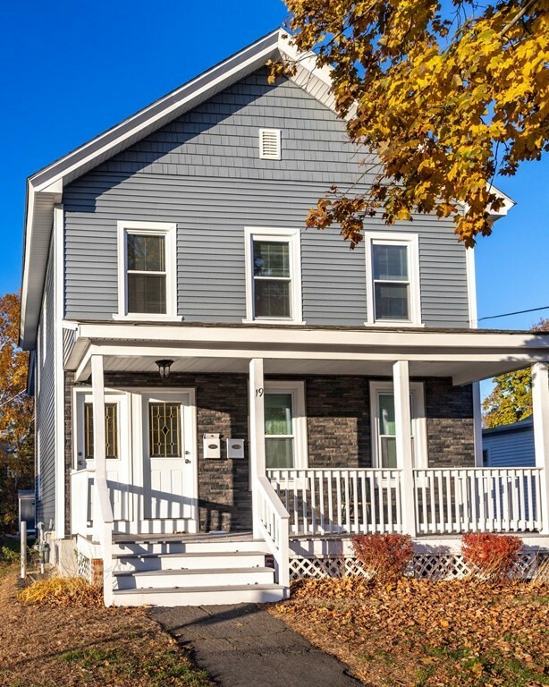 Property Photo: 19- 19/1/2 Avery St MA 01085